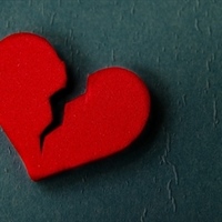 https://connect.bcbsmt.com/cfs-file/__key/communityserver-blogs-components-weblogfiles/00-00-00-00-17/Broken-hearted.jpg