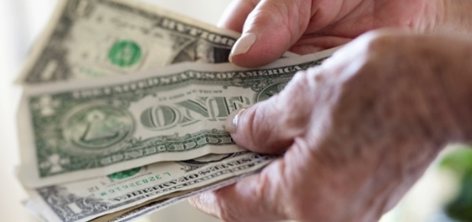 Cuídate de las estafas por medio de llamadas telefónicas que pretenden vender seguros médicos