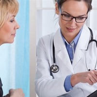 https://connect.bcbsmt.com/cfs-file/__key/communityserver-blogs-components-weblogfiles/00-00-00-00-19/woman_2D00_doctor_2D00_followup.jpg